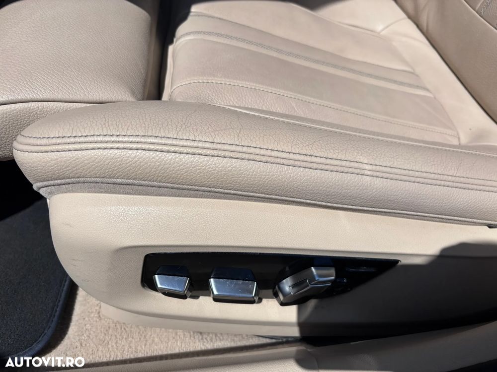 BMW Seria 5 530d xDrive Aut. - 19