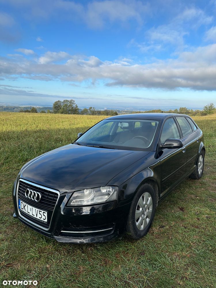 Audi A3 Sportback 1.6 TDI Attraction - 3