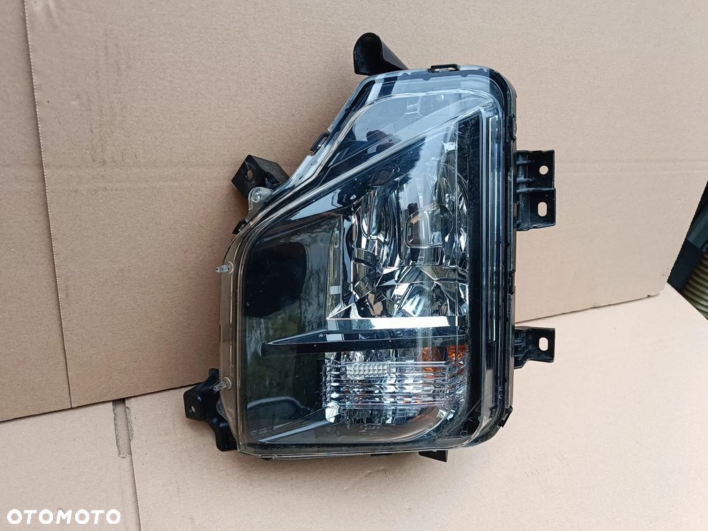Światło do jazdy dziennej prawe Mitsubishi L200 V 5 lift DRL halogen H-KK18N - 2