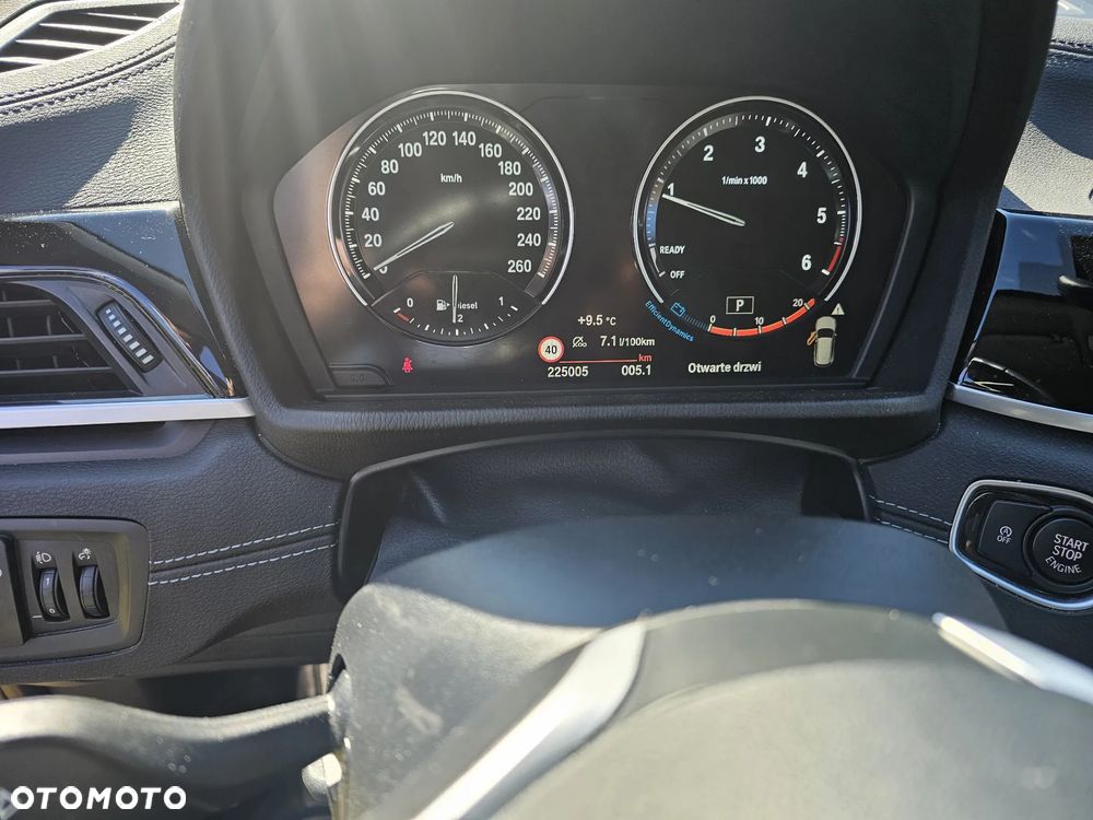 BMW X1 xDrive20d Sport Line - 16