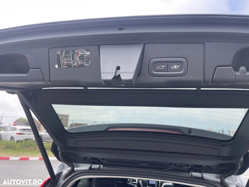 Volvo XC 60 - 24