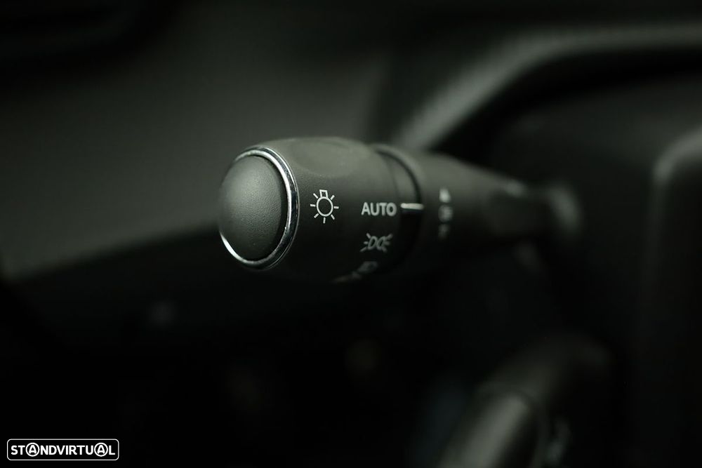 Peugeot e-208 50 kWh GT - 19