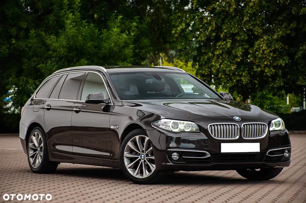 BMW Seria 5 518d Touring Luxury Line - 2
