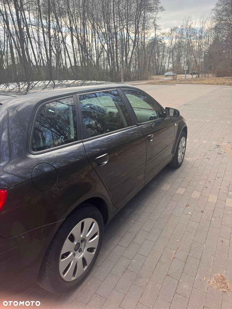 Audi A3 Sportback 2.0 TDI Attraction - 4