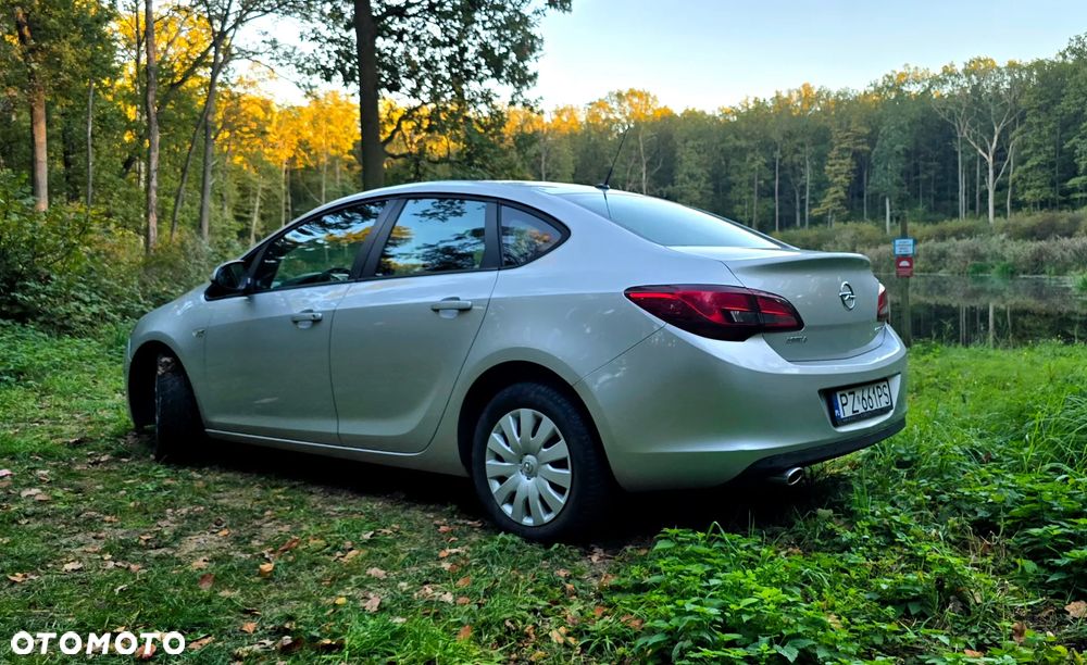 Opel Astra - 3