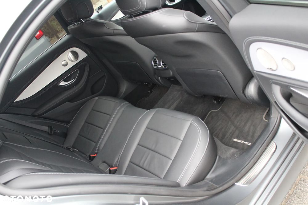 Mercedes-Benz Klasa E 220 d 4-Matic AMG/Avantgarde - 13