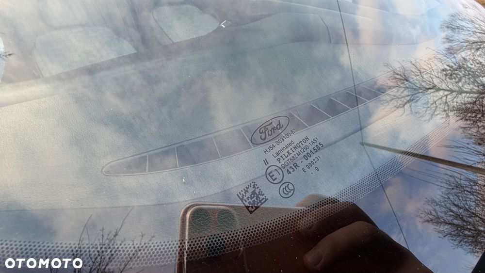 Ford Kuga 2.0 TDCi 4x4 Vignale - 23