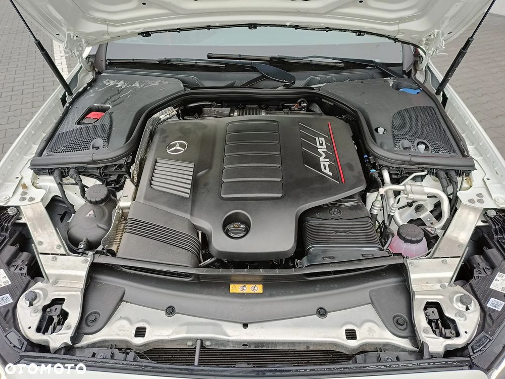 Mercedes-Benz Klasa E AMG 53 4-Matic+ - 11