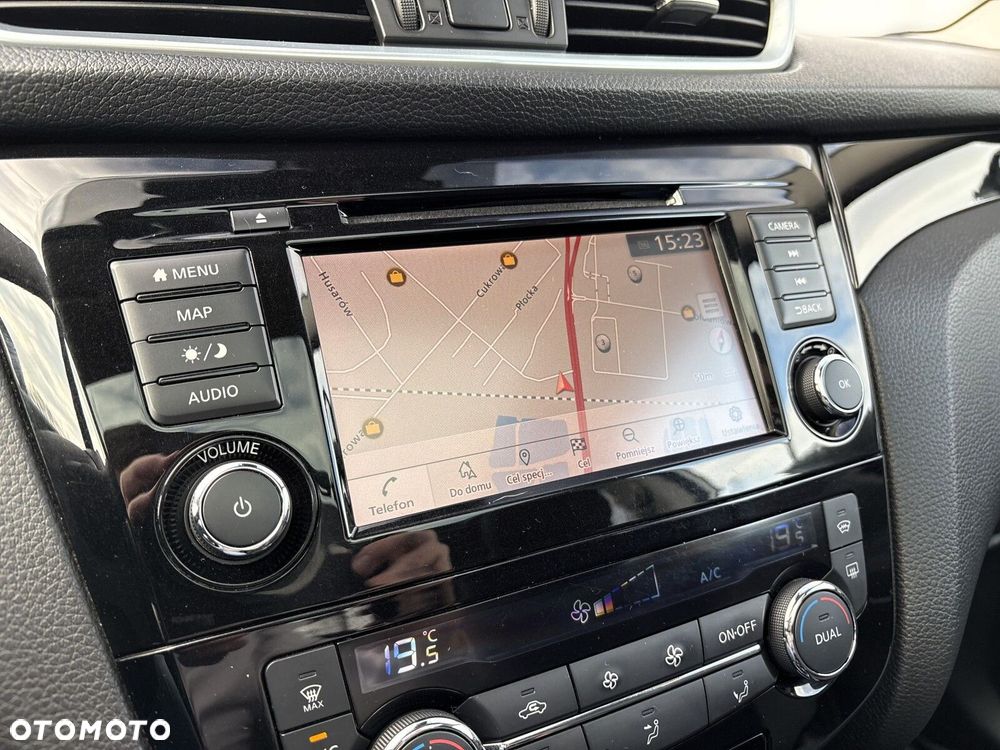 Nissan Qashqai 1.3 DIG-T N-Connecta - 19