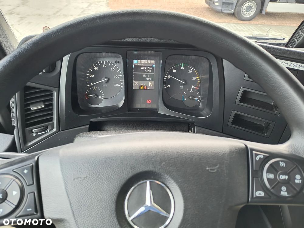 Mercedes-Benz Antos 1827 EURO6 - 18