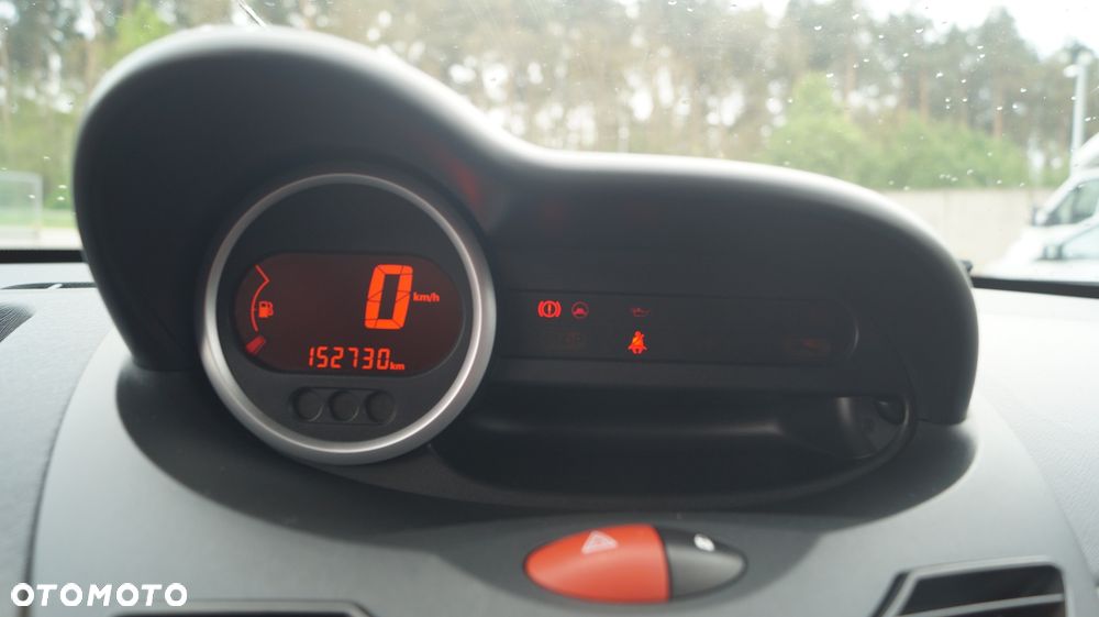 Renault Twingo 1.2 LEV 16V 75 Liberty - 11