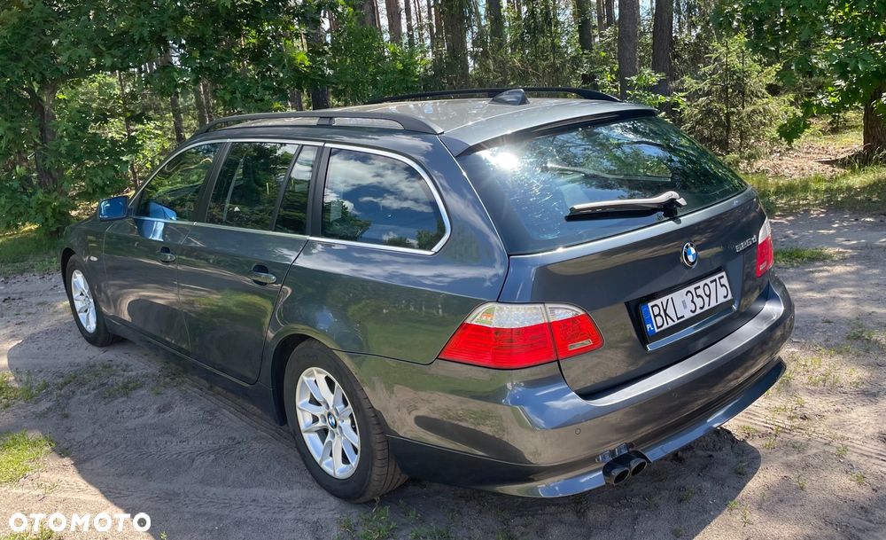 BMW Seria 5 525d - 5