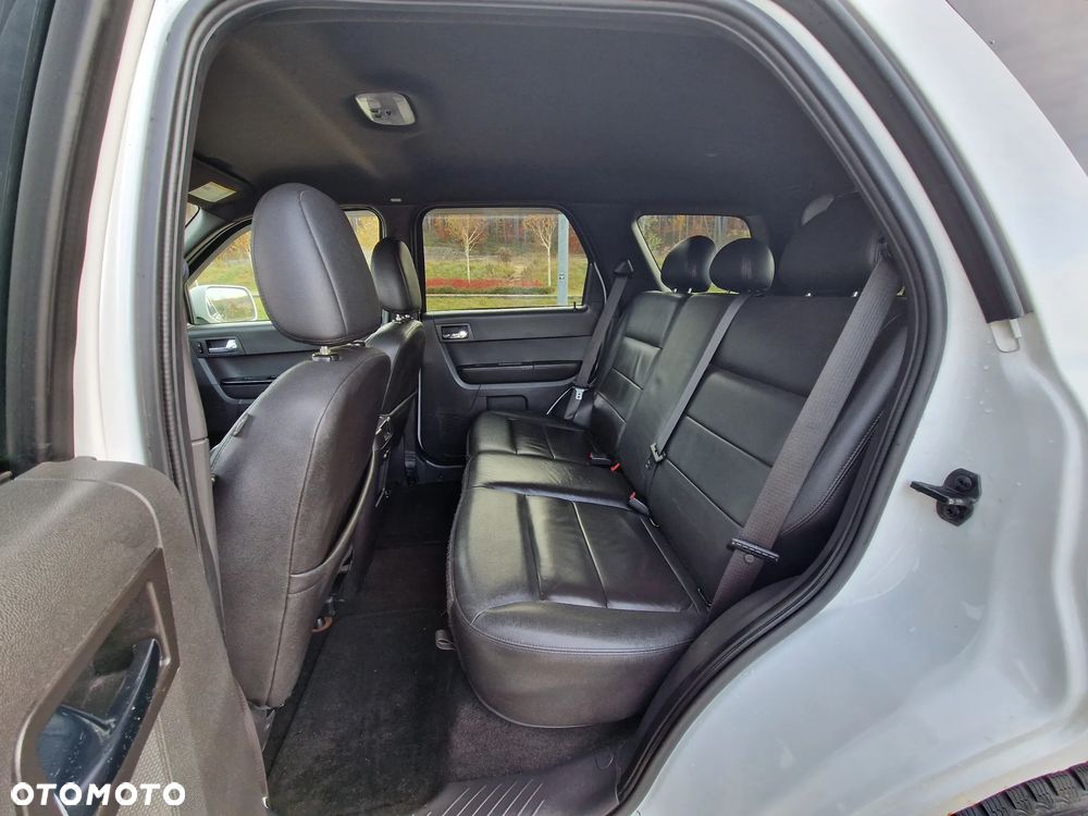 Ford Escape 3.0 XLT 4WD - 19