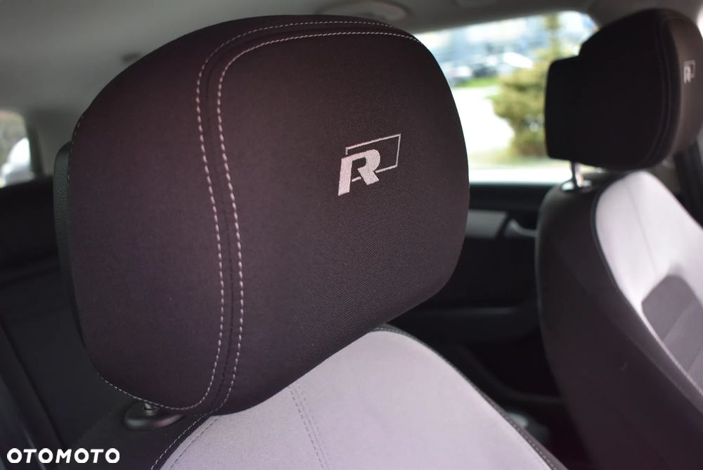 Volkswagen Passat 2.0 TDI DPF R-Line Edition - 35