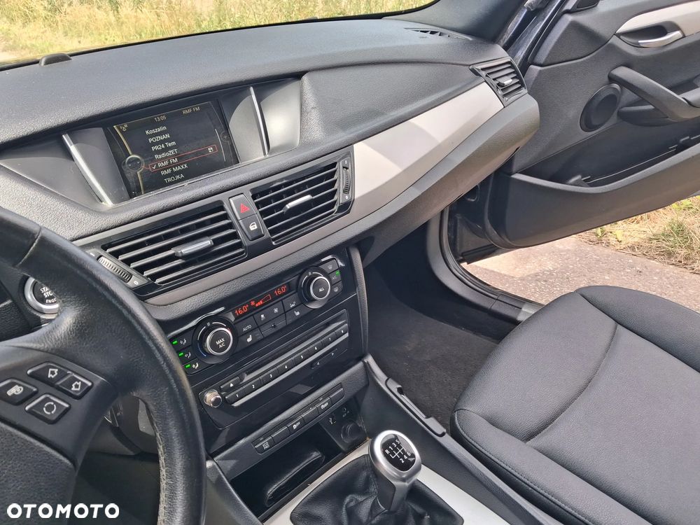 BMW X1 sDrive16d xLine - 16
