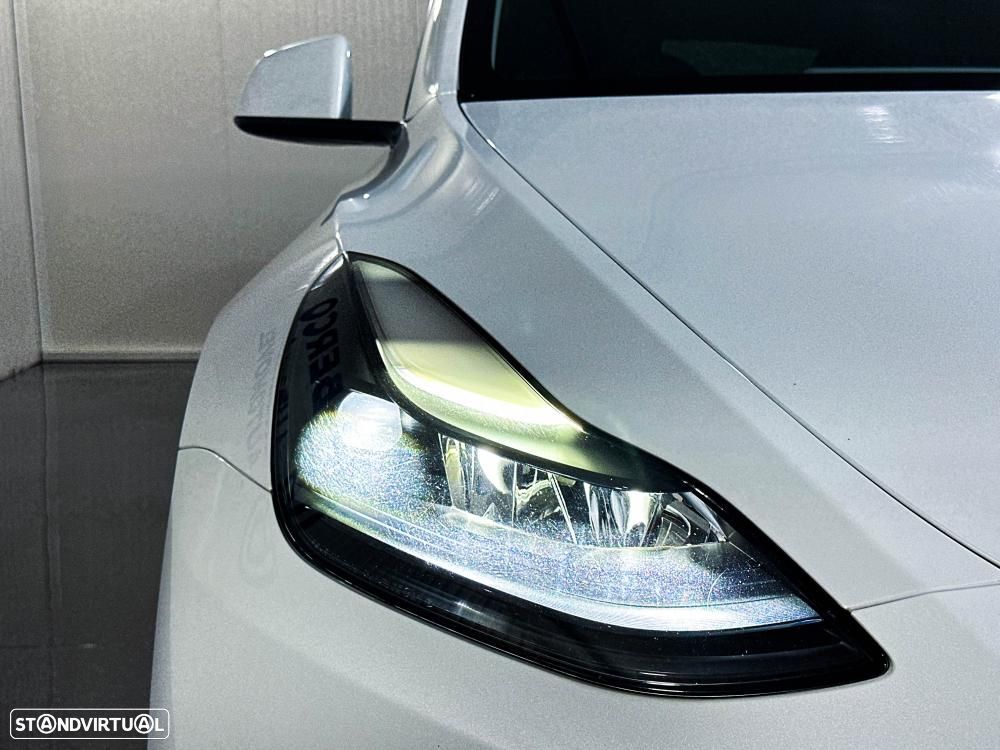 Tesla Model Y Standard - 15