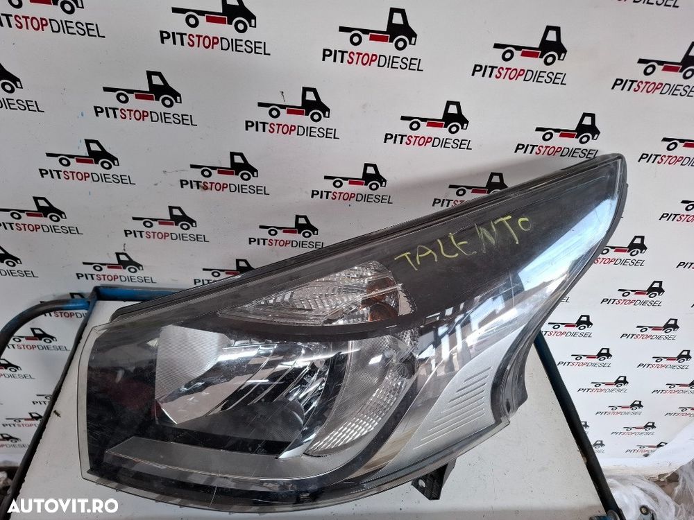 Far stanga Renault Trafic 3 Vivaro Talento 2014 2015 2016 2017 2018 2019 260604635r - 2