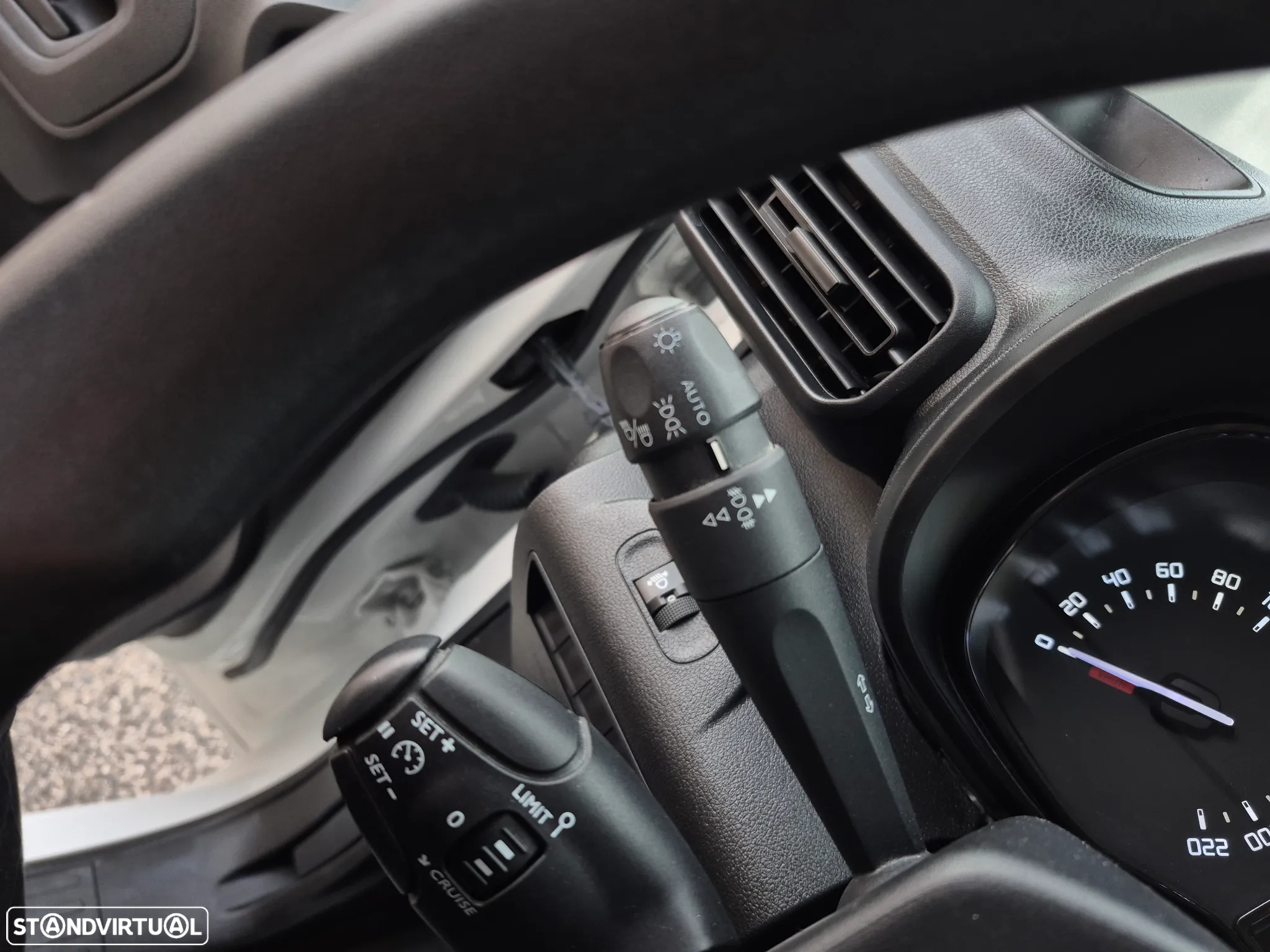 Citroën Berlingo - 2020 | GARANTIA | NACIONAL - 3LUG. - 13