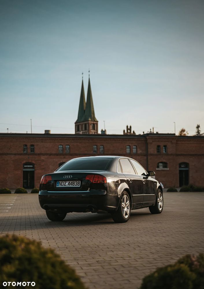 Audi A4 Limousine 2.0 T FSI quattro tiptronic - 7
