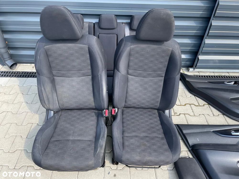 NISSAN QASHQAI II J11 FOTELE WNĘTRZE PRZEKŁADKA DUŃCZYKA - 2