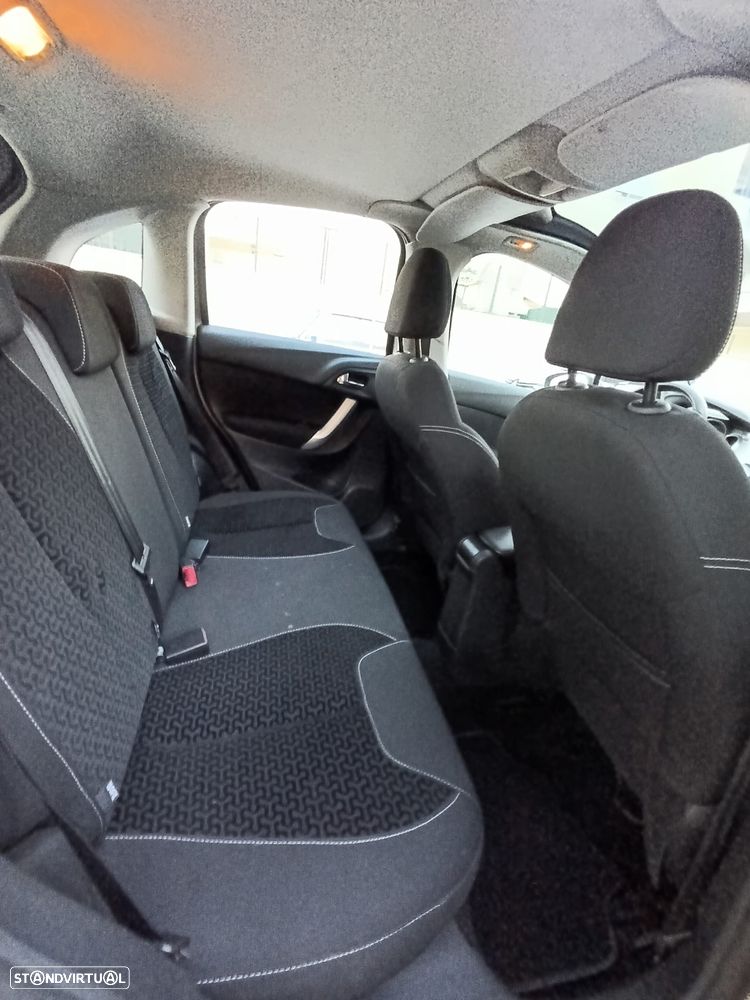 Citroën C3 1.6 HDi Airdream Exclusive - 24