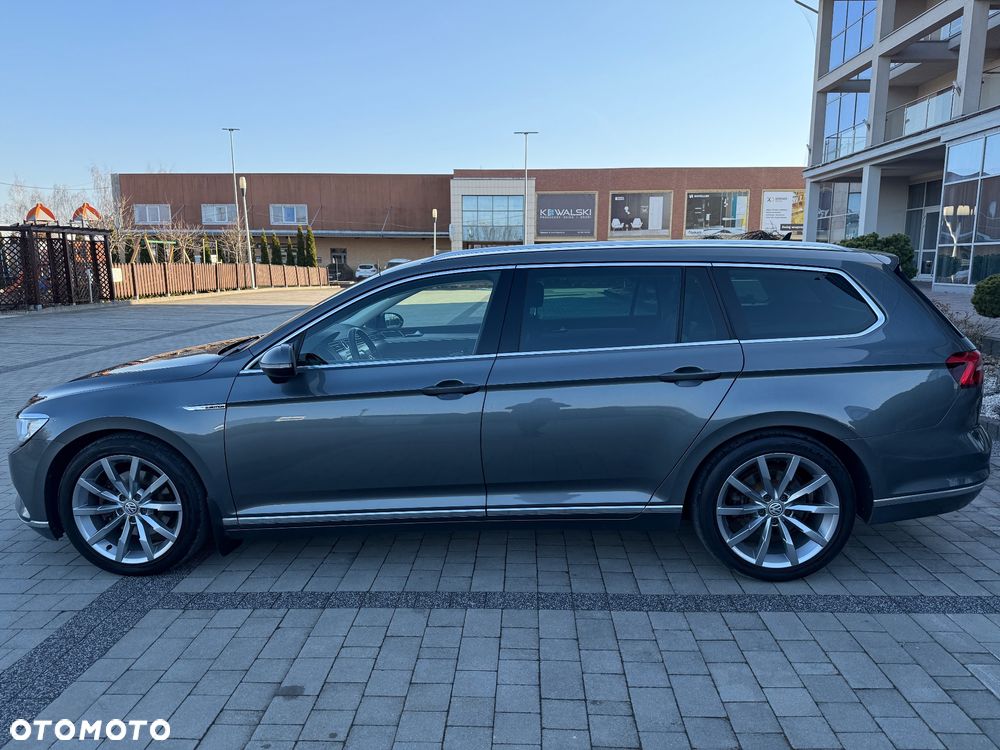 Volkswagen Passat 2.0 TDI SCR DSG 4Motion Elegance - 10