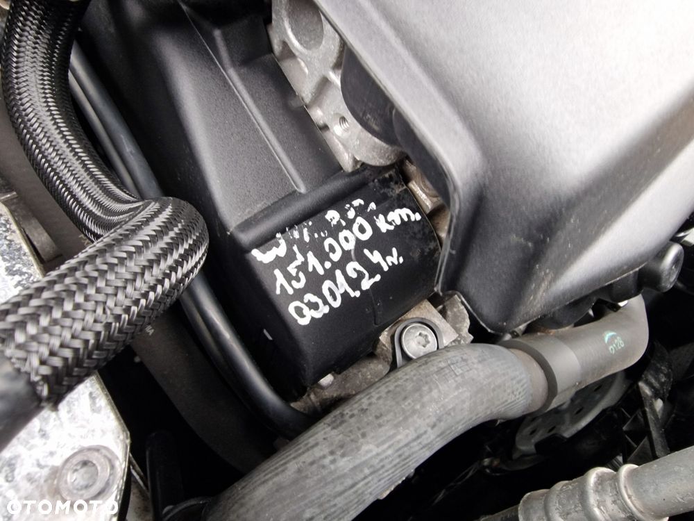 Audi Q3 2.0 TDI S tronic design - 33