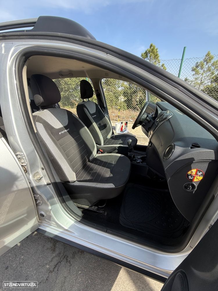 Dacia Sandero 0.9 TCe Stepway Bi-Fuel - 16