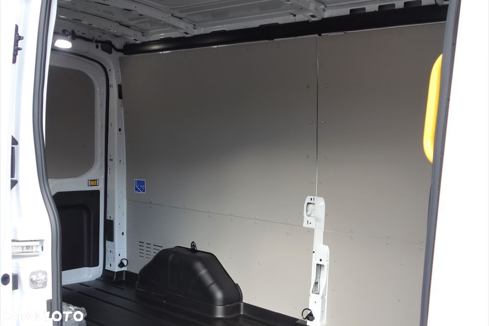 Ford Transit 350 L3H2 Trend - 10