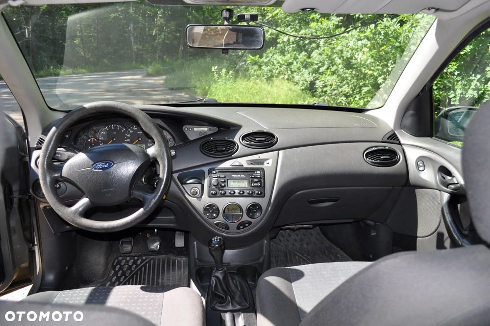 Ford Focus 1.6 FX - 4
