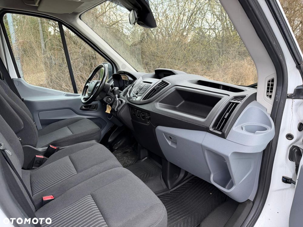 Ford Transit - 13