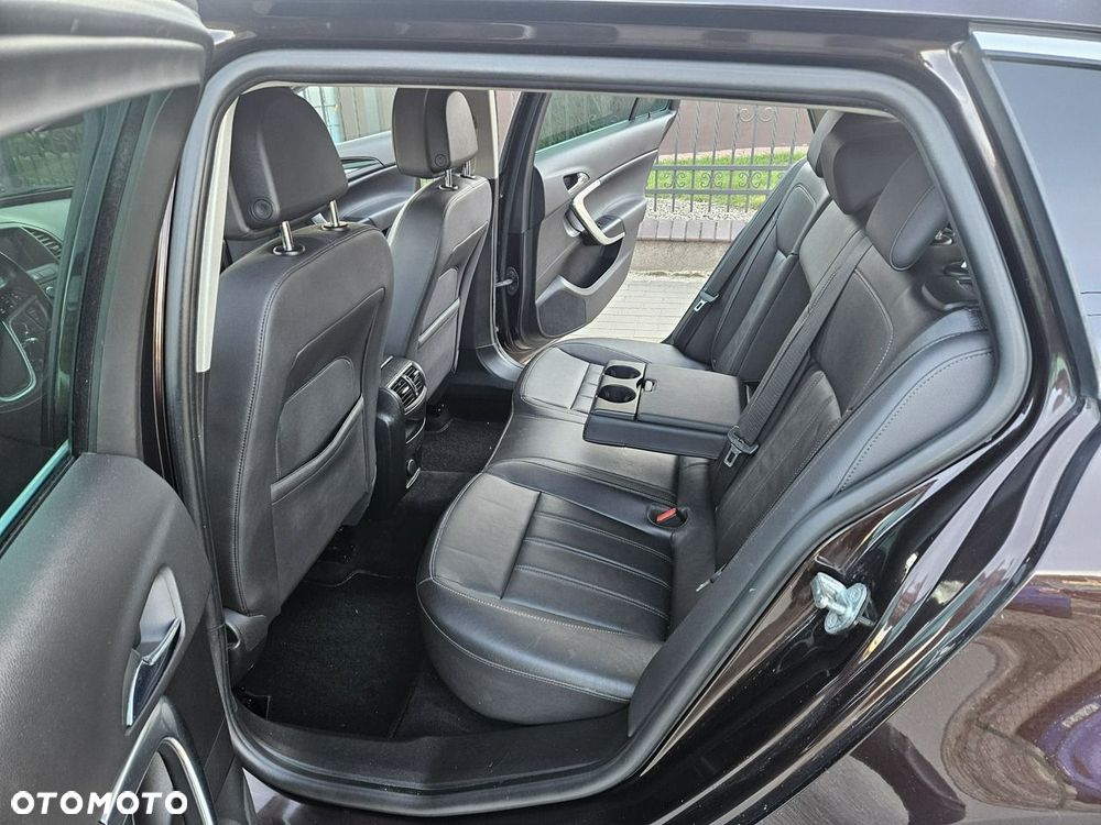 Opel Insignia - 9