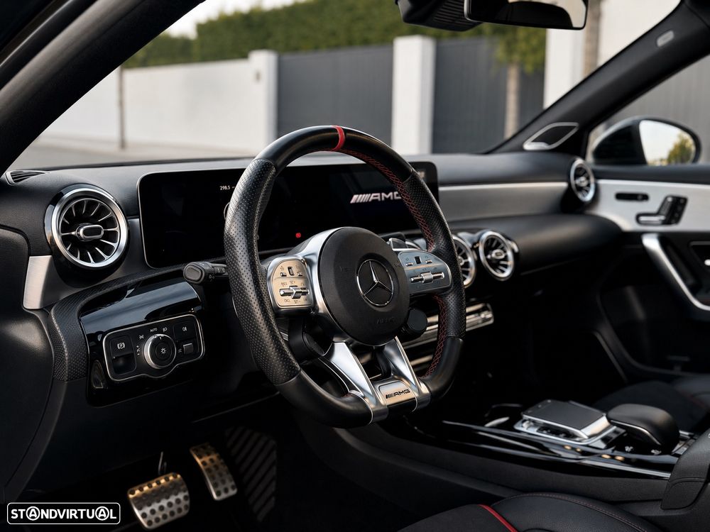 Mercedes-Benz A 35 AMG 4Matic - 6