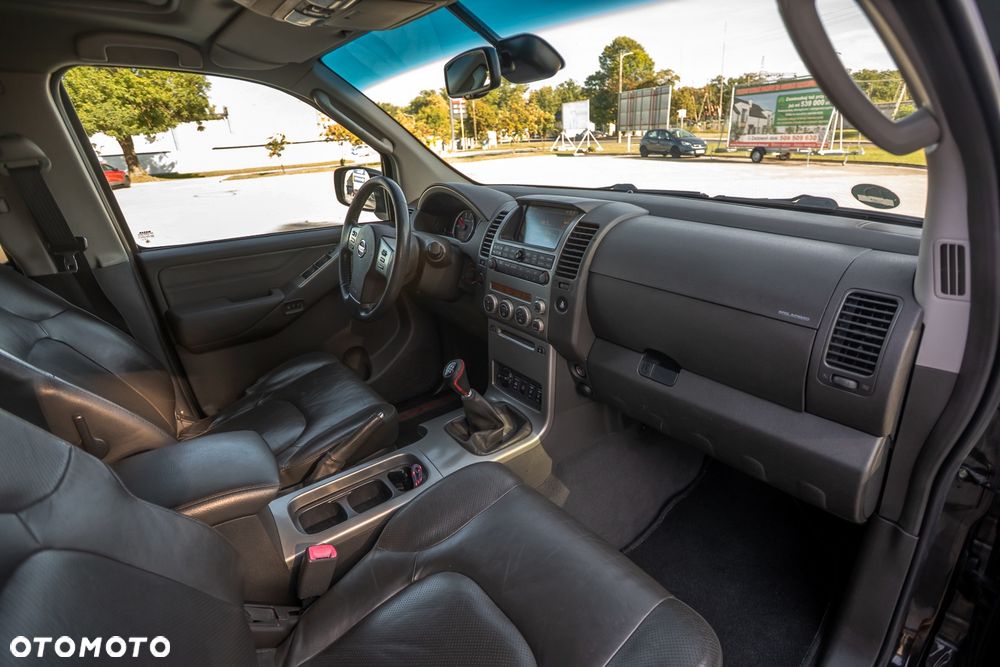 Nissan Pathfinder 2.5 dCi Premium - 28