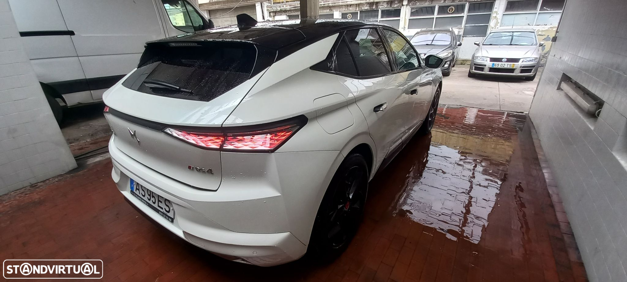 DS DS4 E-Tense Performance Line EAT8 - 18