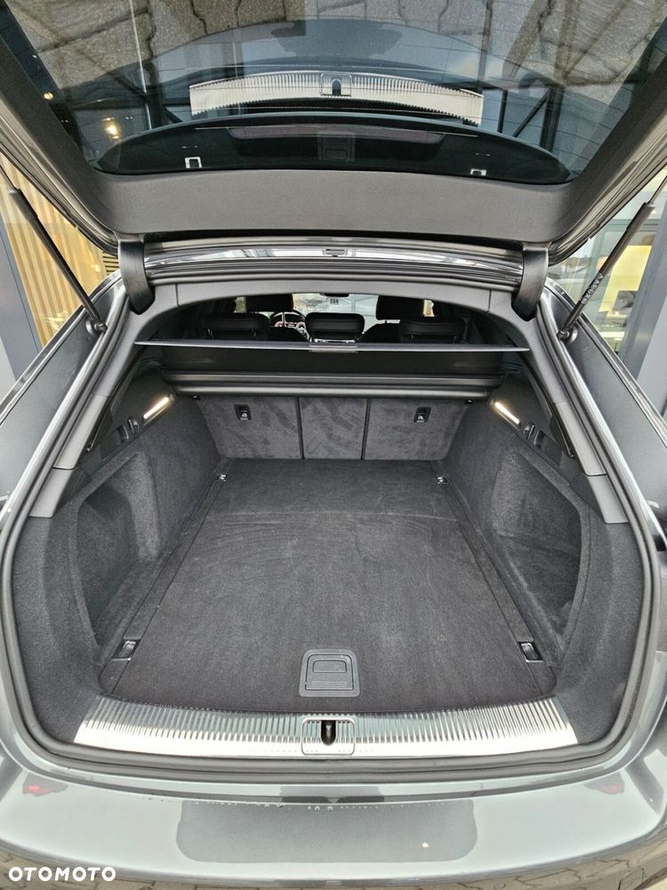 Audi A4 Avant 40 TFSI mHEV S Line S tronic - 32
