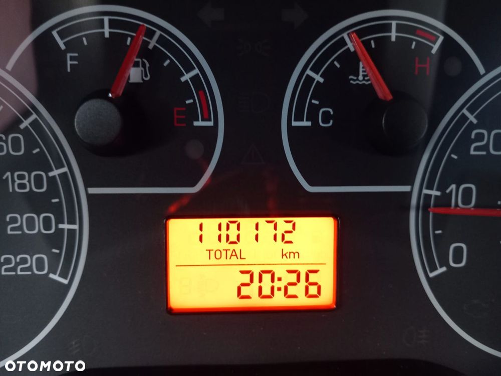 Fiat Grande Punto Actual 1.2 8V Estiva - 22