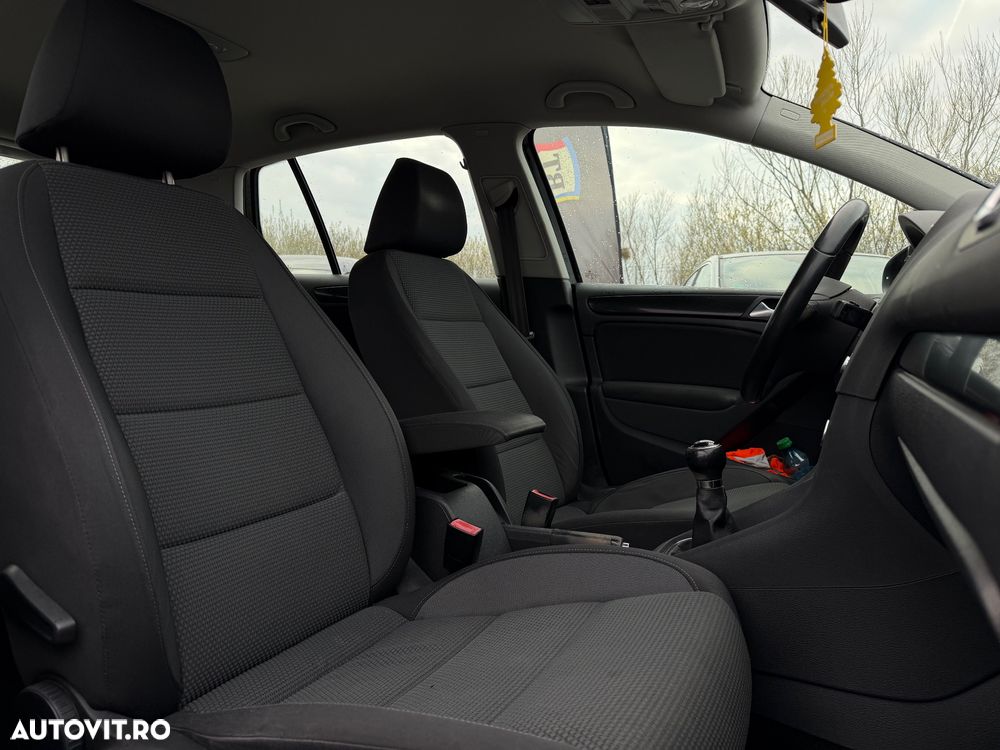 Volkswagen Golf 2.0 TDI DPF Comfortline - 8