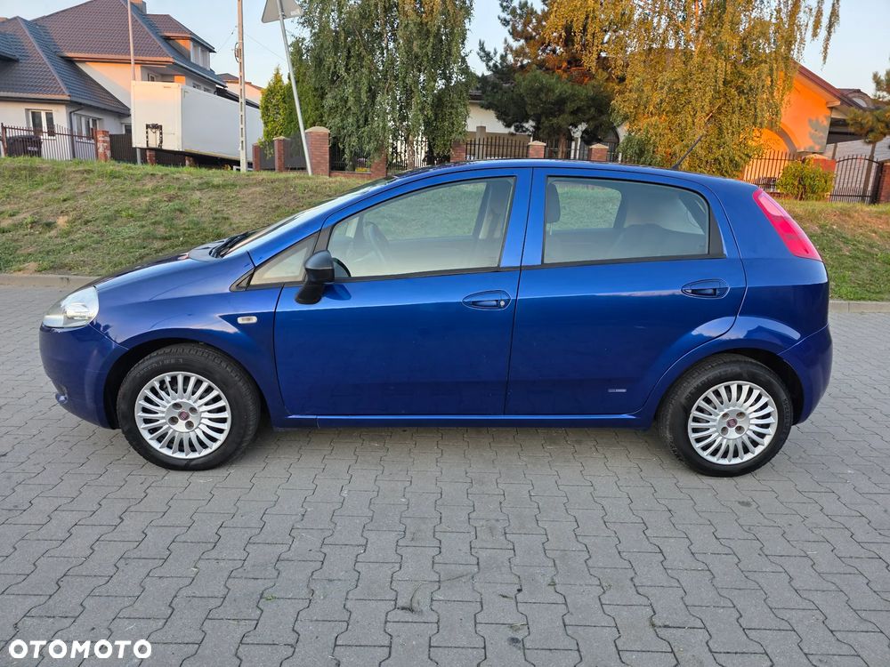 Fiat Grande Punto - 8