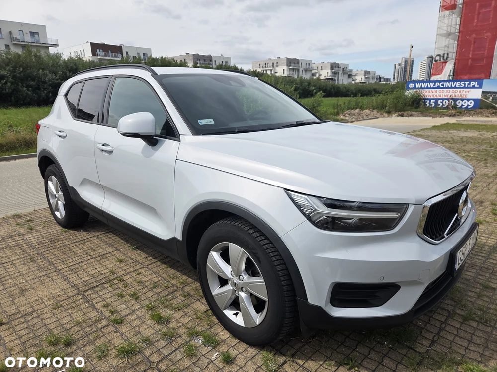 Volvo XC 40 T3 Momentum - 1
