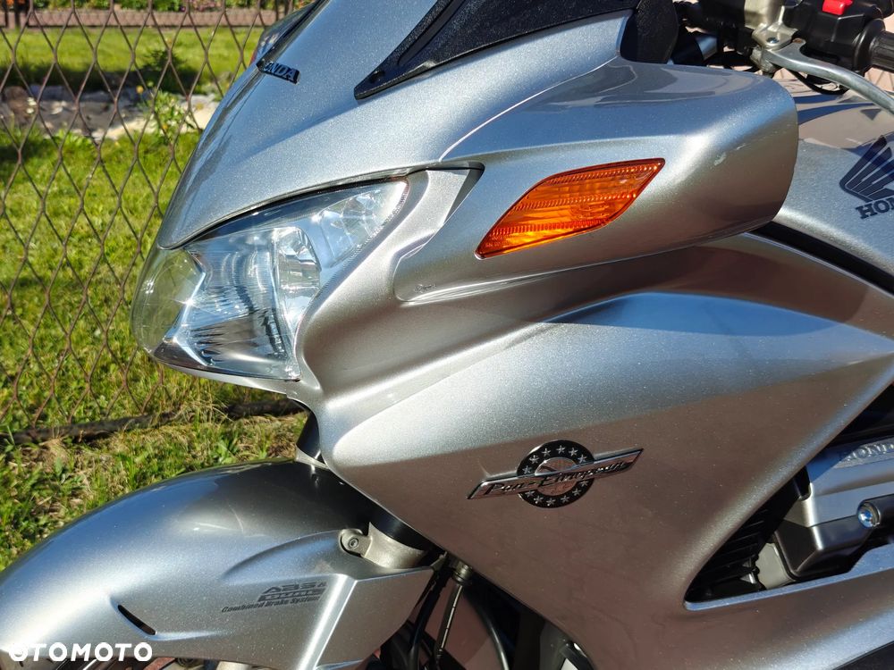 Honda ST - 17