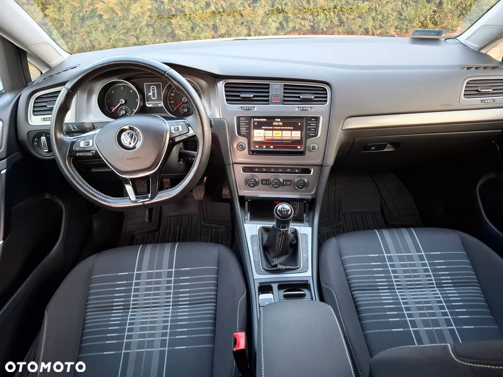 Volkswagen Golf 1.6 TDI BlueMotion Technology Lounge - 13