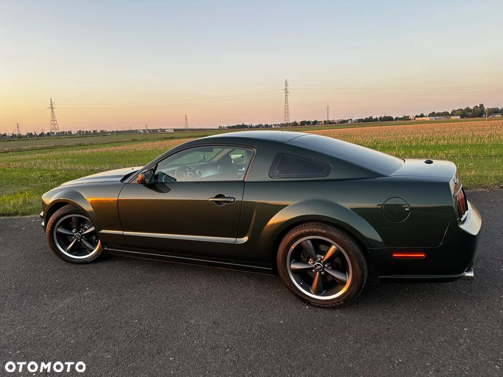 Ford Mustang - 2