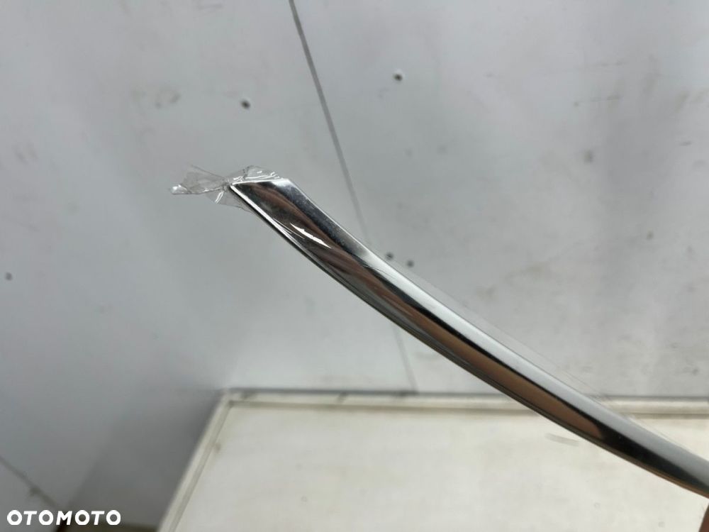 Listwa Porsche Macan 95b NOWA prawa przednia chromowana górnej uszczelki zewnętrznej szyby drzwi - 2