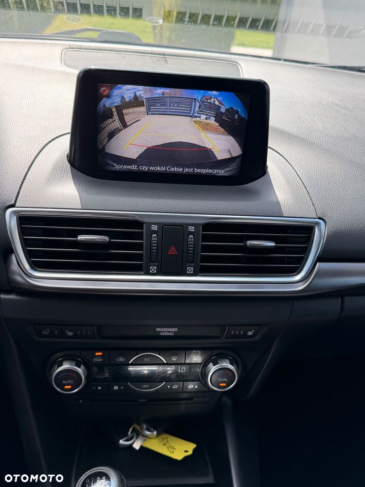 Mazda 3 SKYACTIV-G 120 NAKAMA - 11