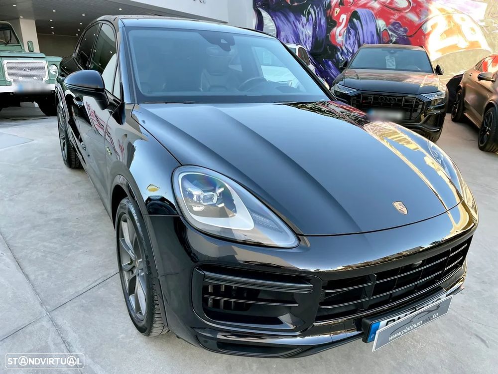 Porsche Cayenne Coupé Turbo S E-Hybrid Tiptronic S - 44