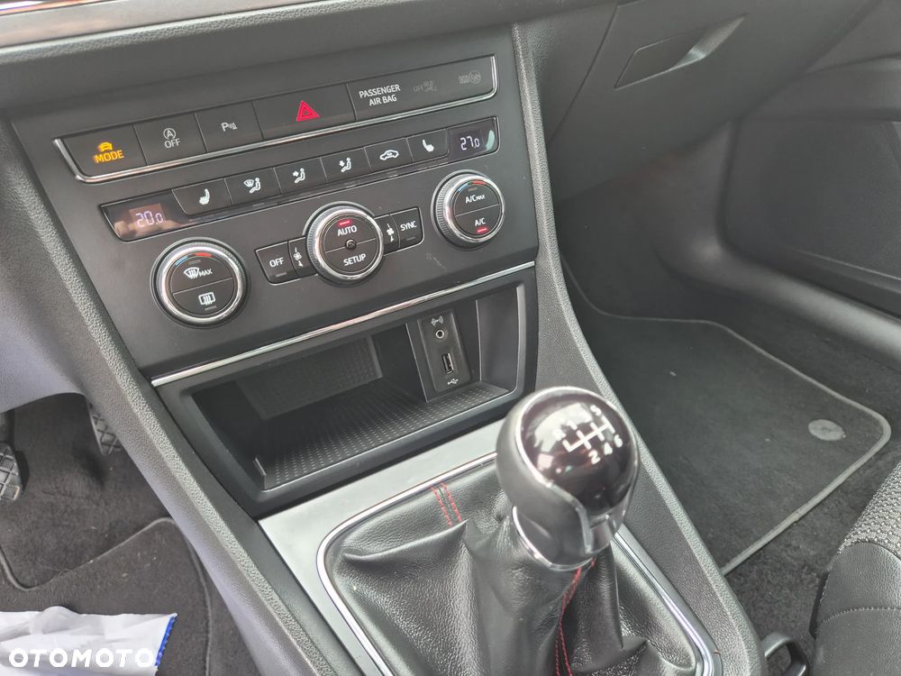 Seat Leon 2.0 TDI DPF Start&Stop FR - 37