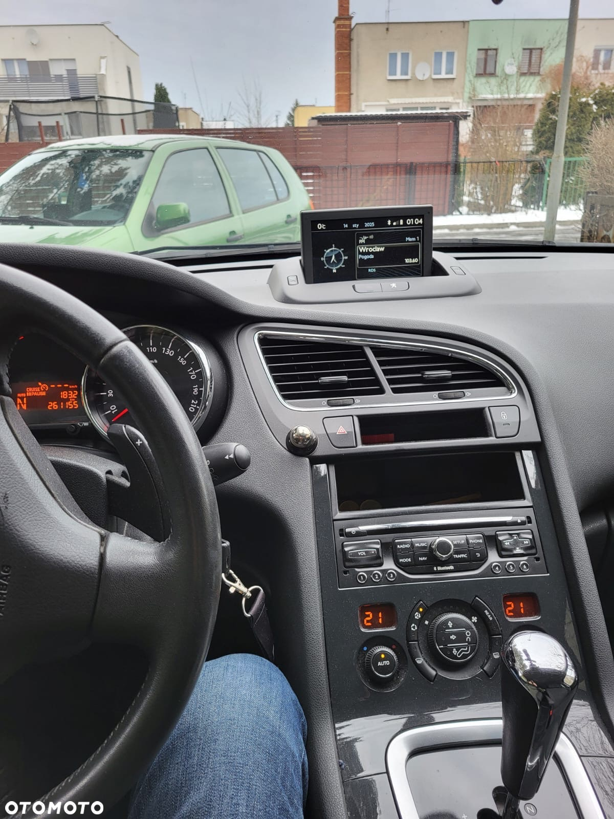 Peugeot 5008 - 10