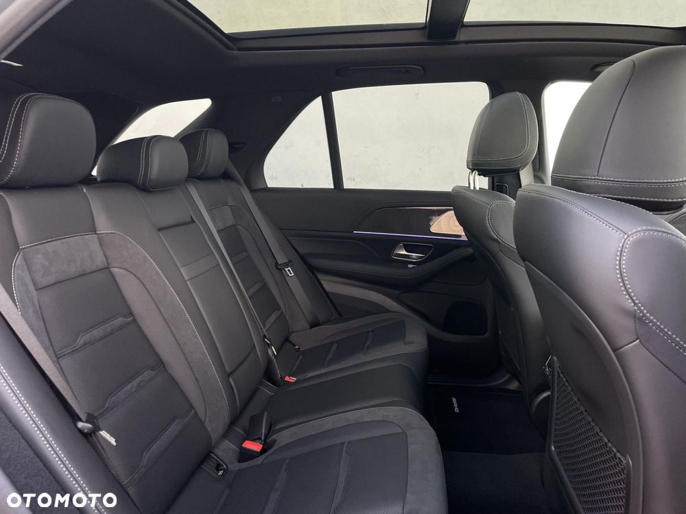 Mercedes-Benz GLE - 24