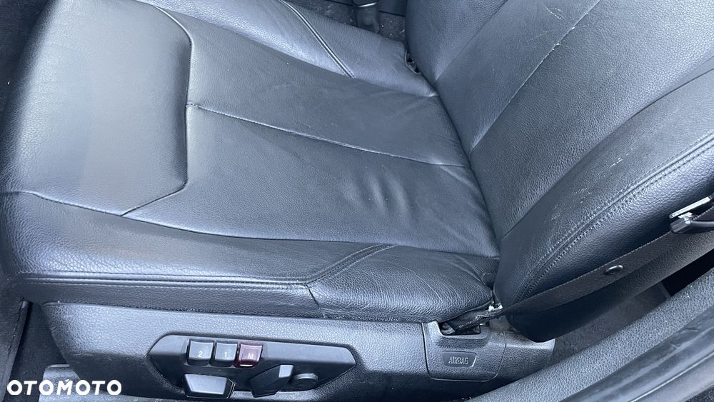 Bmw F30 fotele elektryczne z pamięcią pompowane , dzielona kanapa boczki czarna skóra  Europa - 2